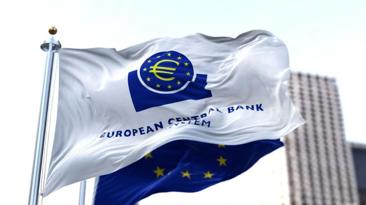 Ekonomistler ECB'nin Yeni Faiz Artışını Eylül'de Değerlendirebileceğini Belirtiyor