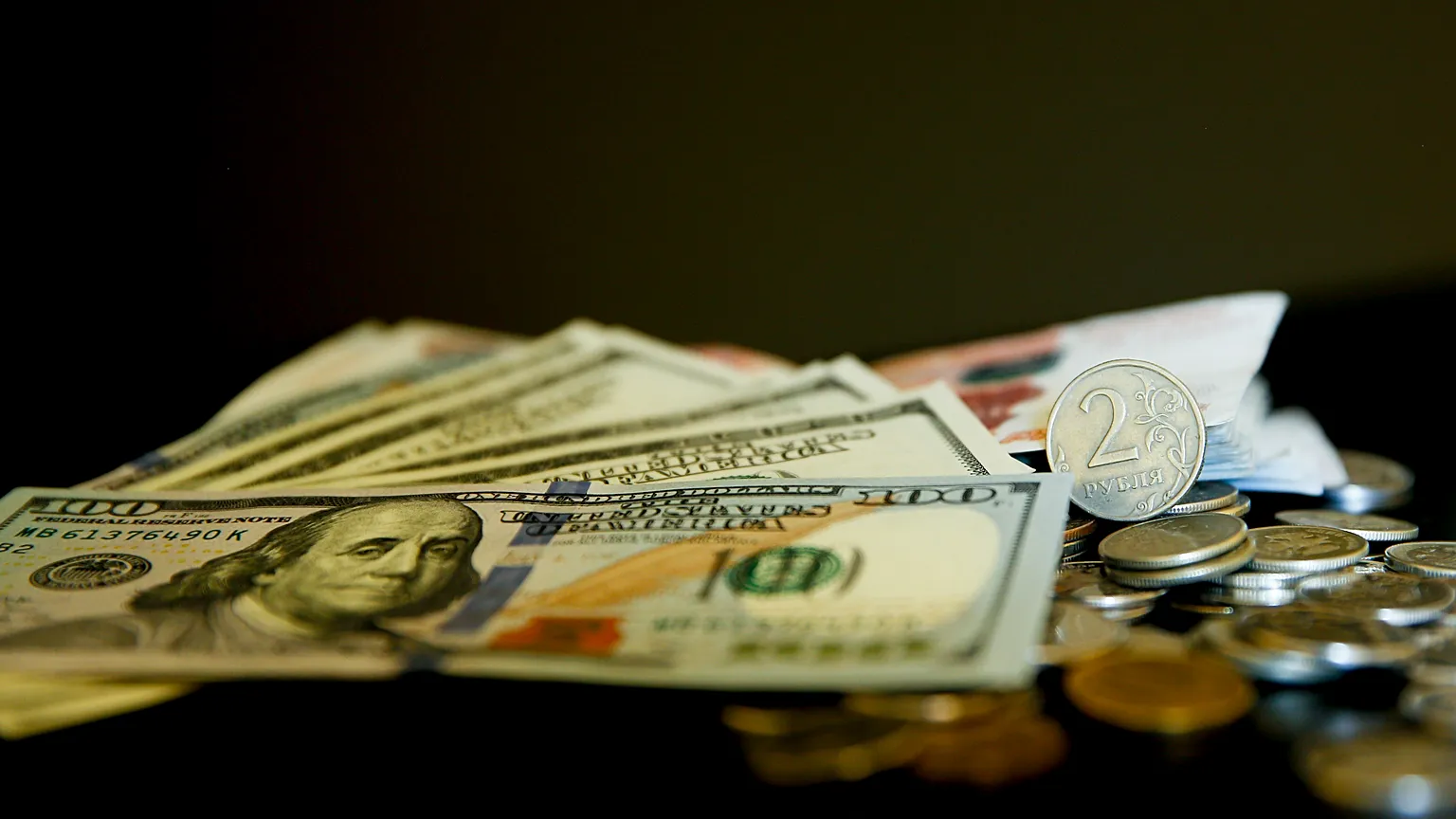 Dolar Küresel Çapta Güçleniyor: Japon Yeni 40 Yılın En Dip Seviyelerinde